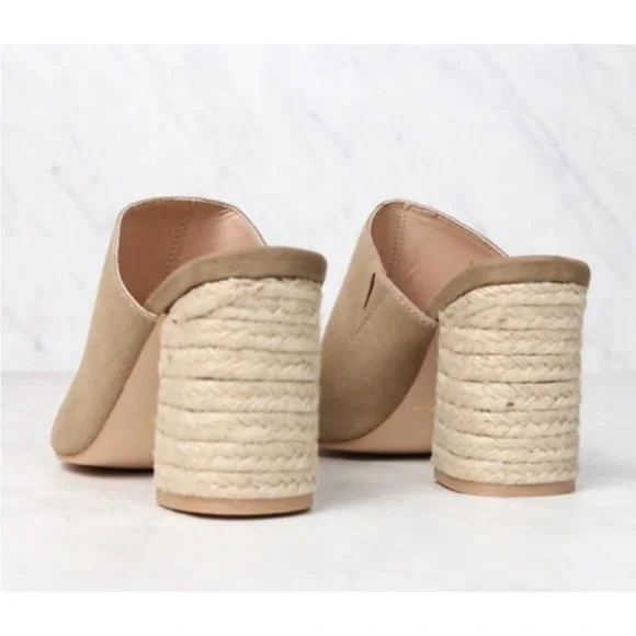 Sbicca Vintage Collection Womens Helena Suede Heeled Mule Sandal NIB Natural - Picture 4 of 6